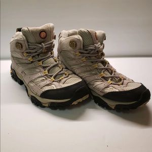 Merrel Womens Hiking Shoes
